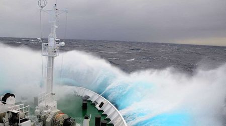 Two Major Earthquakes Struck off the Coast of Oregon, Just Miles Away From Massive Underwater Volcano