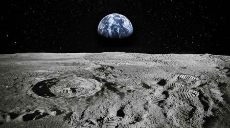 Right Before Crashing Into the Moon, a Spacecraft Captured a Stunning Photo of Earth