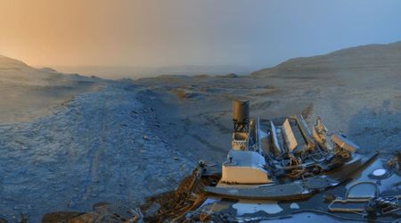 NASA's Curiosity Rover Snaps a Stunning Mars Sunset — and It Looks Surprisingly Familiar