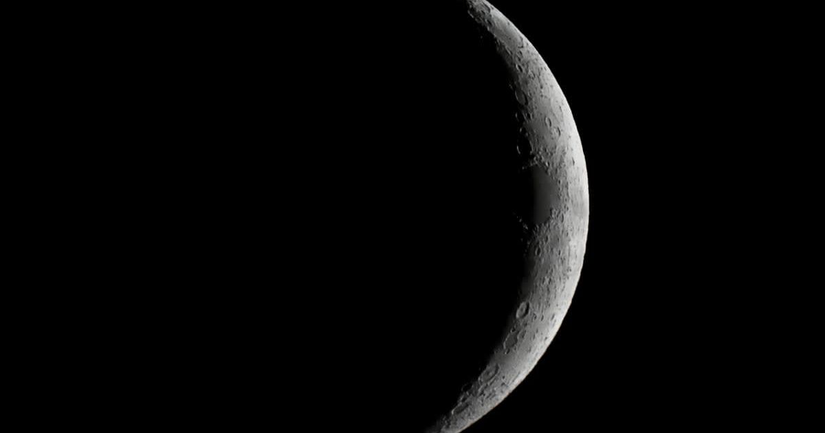 The crescent arc of the Moon glows with light as the other side remains shadowy and dark  (Cover Image Source: Getty Images | Allexxandar)