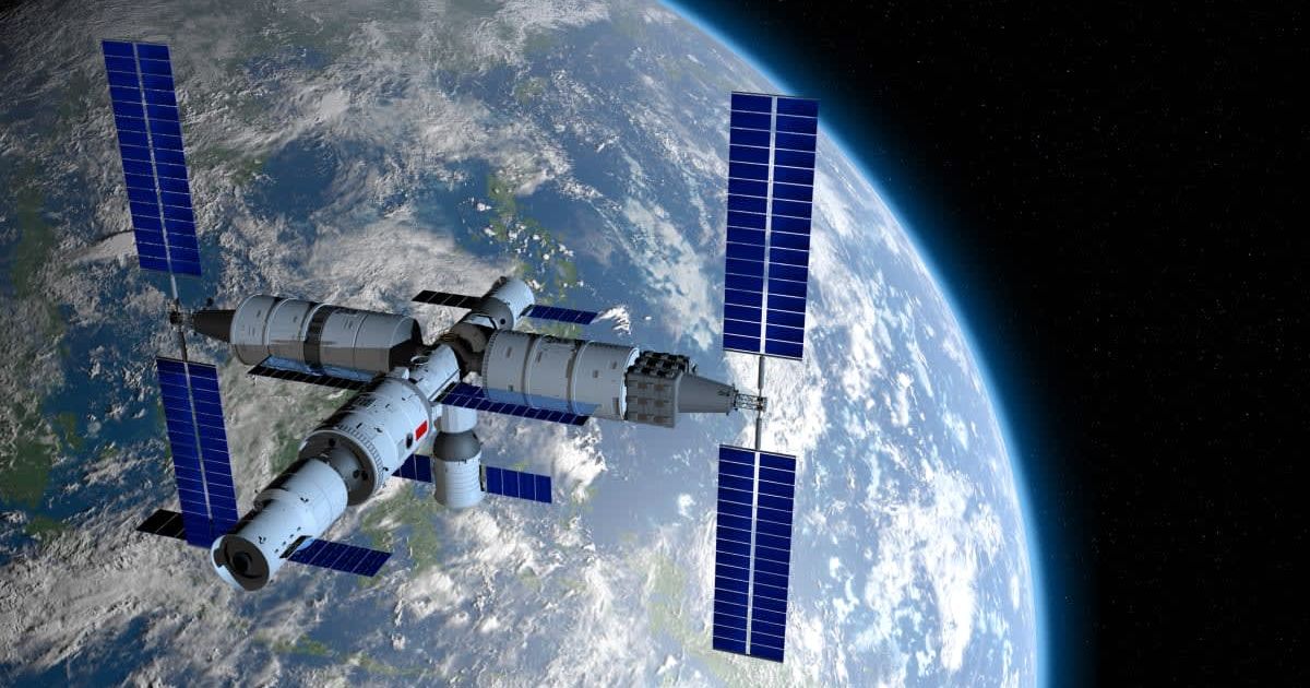 China's Tiangong Space Station orbiting Earth. (Representative Cover Image Source: Getty Images | Alejomiranda)