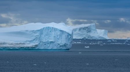 Mysterious Ocean Beneath Antarctica’s Largest Ice Shelf Stuns Scientists with Rare Insights