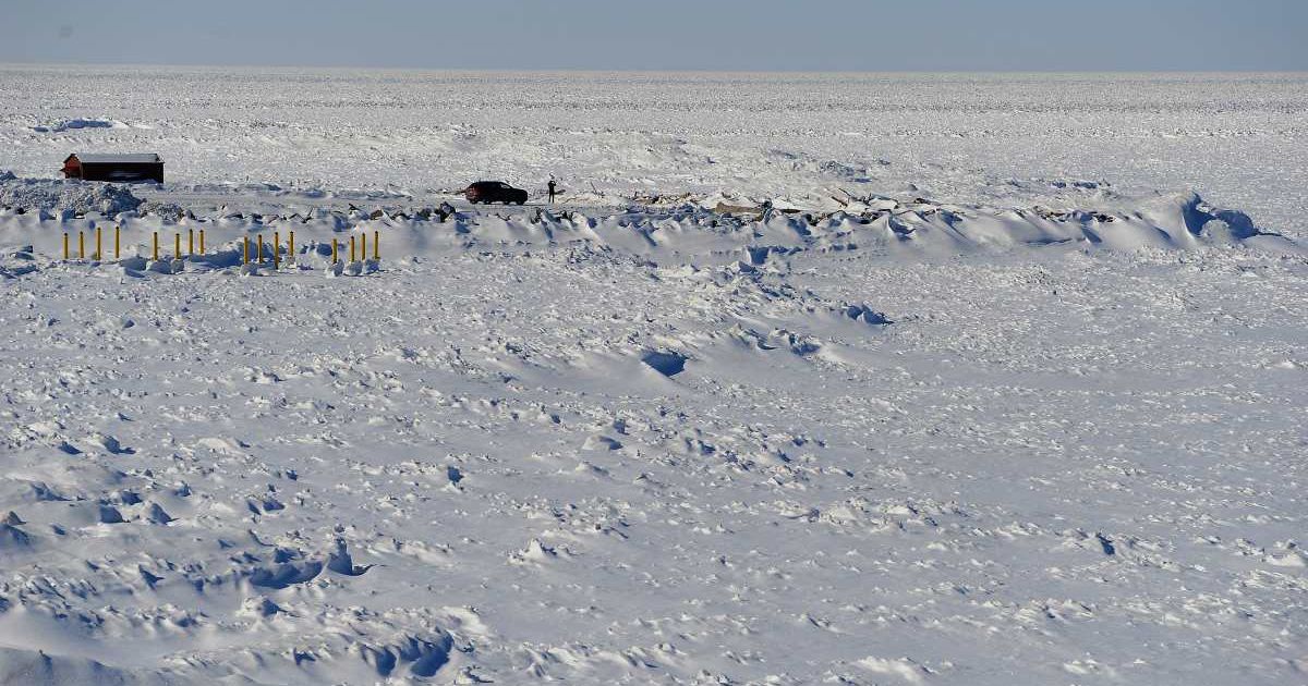Ice mounds form along the shoreline of Lake Erie February 4, 2026. (Cover Image Source: Getty Images | John Normile / Contributor)