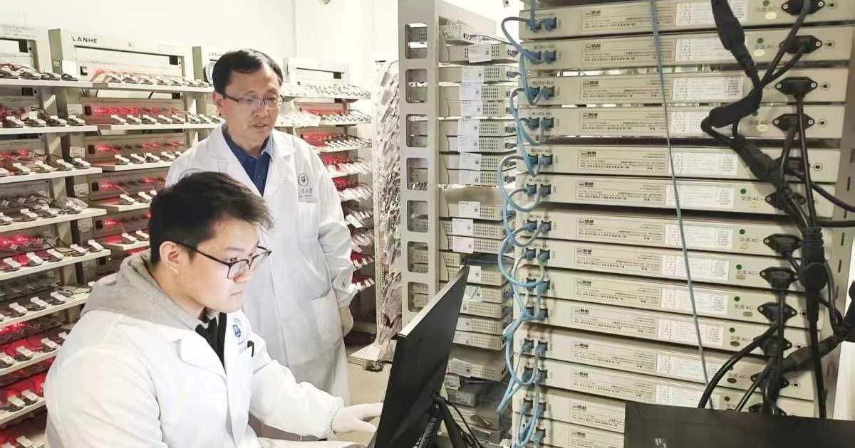 Scientists from Tianjin University develop a new type of organic lithium-ion battery (Cover Image Source: Tianjin University)