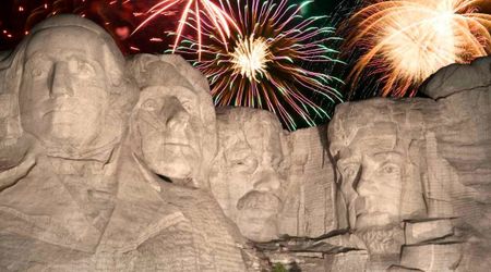 Mount Rushmore Fireworks Return for July 4 Week After 5 Years: When and How To Reserve Tickets